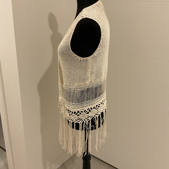 L.A.HEARTS Ivory Retro Open Knit Topper - Picture 2 of 5